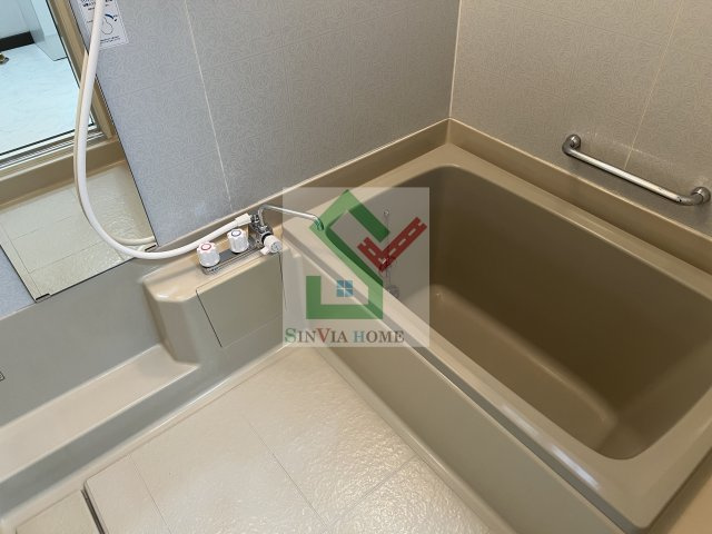 石神一丁目戸建の浴室