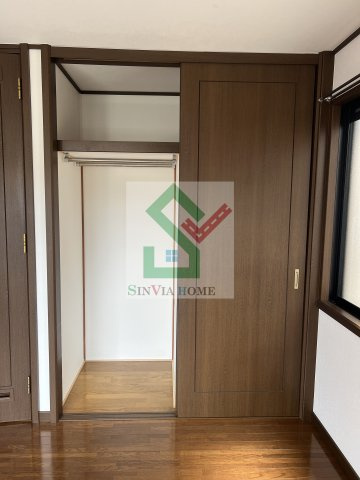 石神一丁目戸建の収納