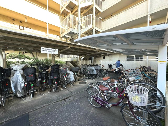 パーク・ハイム府中の駐輪場|駐輪場