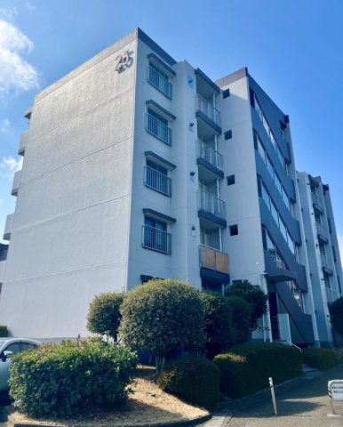 さつき住宅２５号棟の外観