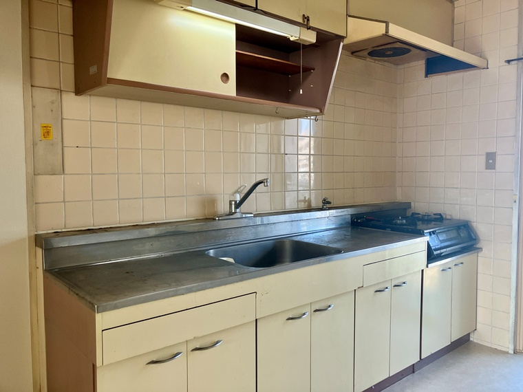 さつき住宅２５号棟のキッチン