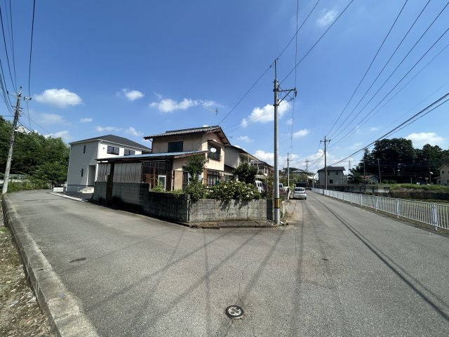 新築　前橋市茂木町第4　クレイドルガーデン　１号棟の前面道路含む現地写真|現地写真　西側接道幅員約4.2ｍ