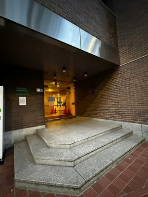 【エントランス】 | トーカン新宿第２キャステール