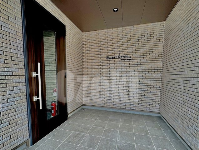 フォレストガーデンのエントランス