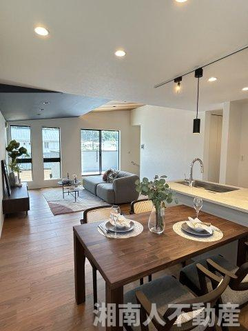 藤沢市大庭５１４２－２新築戸建の居間・リビング|お料理しやすいキッチンです