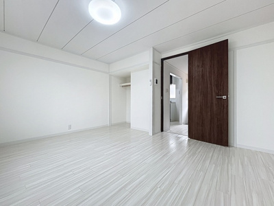 【居間・リビング】 | メゾンかげやま２号棟