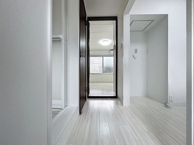 【玄関】 | メゾンかげやま２号棟