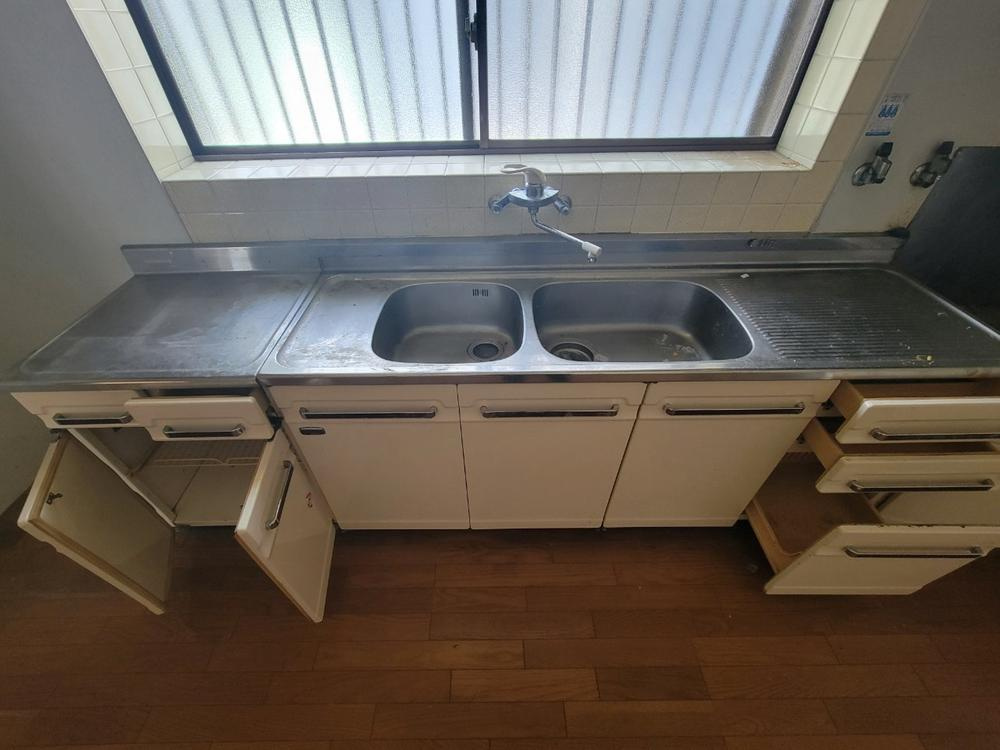 氷室台1丁目　中古一戸建てのキッチン|■物件内覧・資金計画相談・住宅ローン相談、リフォーム相談、お問合せ受付中■
※当日・翌日のご内覧、ご相談はお電話でのお問合せがスムーズです！