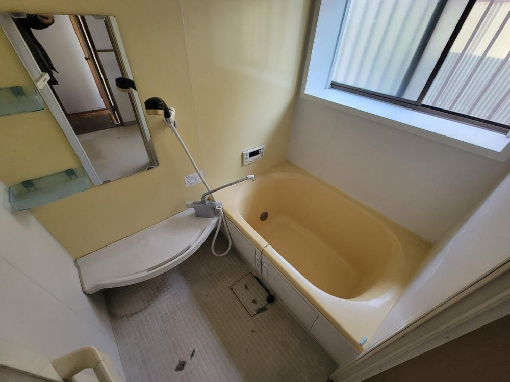 氷室台1丁目　中古一戸建ての浴室|■物件内覧・資金計画相談・住宅ローン相談、リフォーム相談、お問合せ受付中■
※当日・翌日のご内覧、ご相談はお電話でのお問合せがスムーズです！