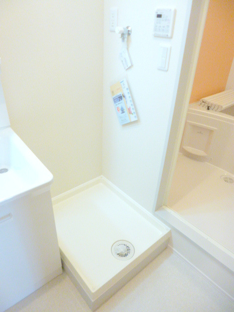 Ｐｕｅｏ明大前の内装|★うれしい室内洗濯機置場★