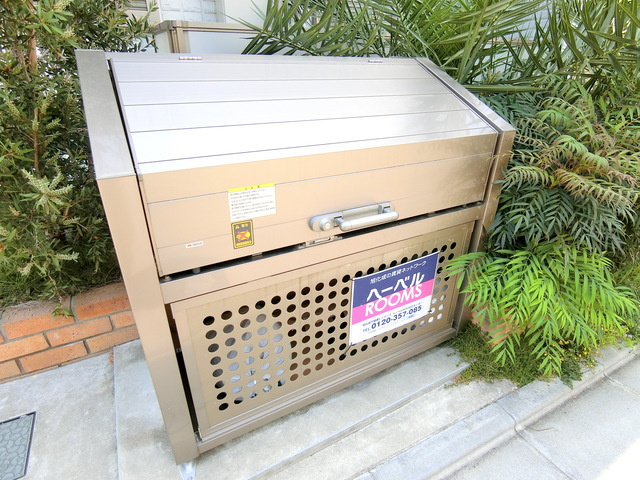 Ｐｕｅｏ明大前のその他|★専用ゴミストッカー★