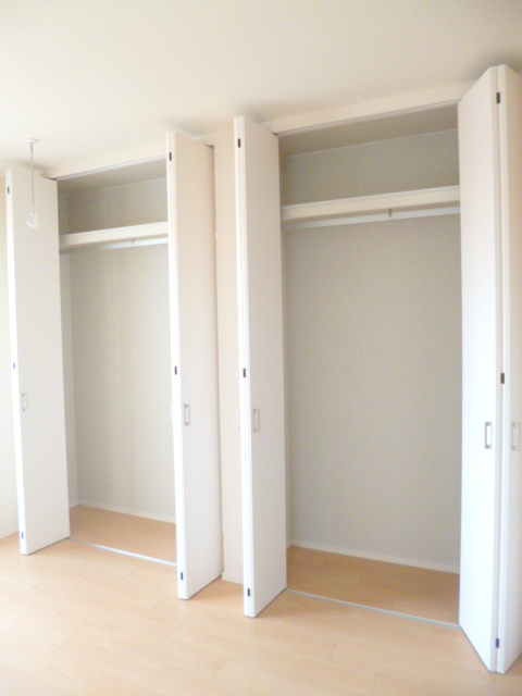 Ｐｕｅｏ明大前の収納|★たっぷり収納スペース★