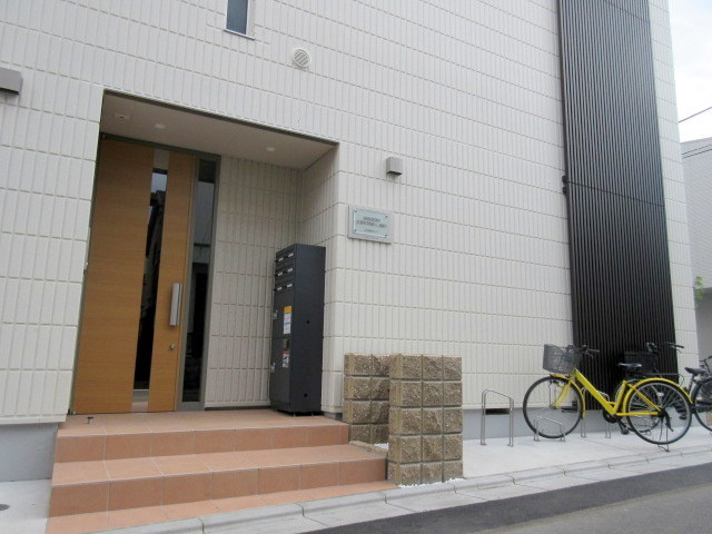 ＭＡＩＳＯＮ　ＣＯＮＴＲＡＩＬ　３６５　ペット共生のエントランス|★オートロック付きエントランス★