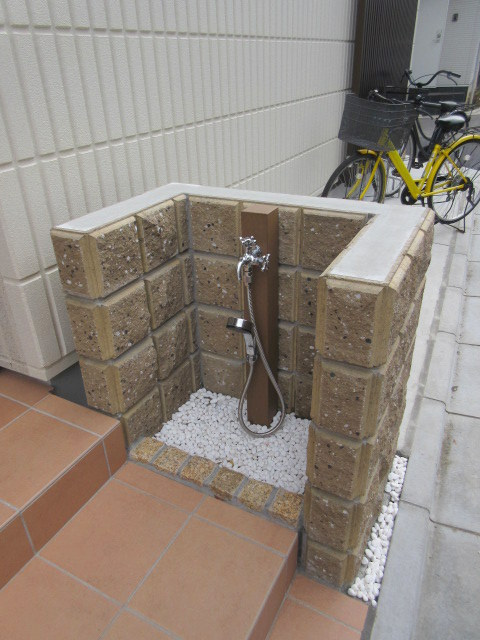 ＭＡＩＳＯＮ　ＣＯＮＴＲＡＩＬ　３６５　ペット共生のロビー|★ペット足洗い場★