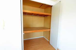 サニーテラス甲子園一番町の収納