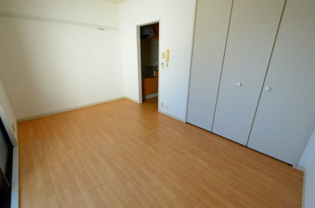 サニーテラス甲子園一番町の洋室