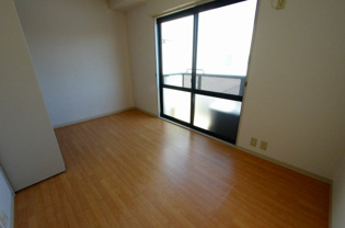 サニーテラス甲子園一番町の居間