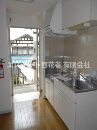 ブルージュのキッチン