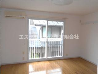 ブルージュの洋室