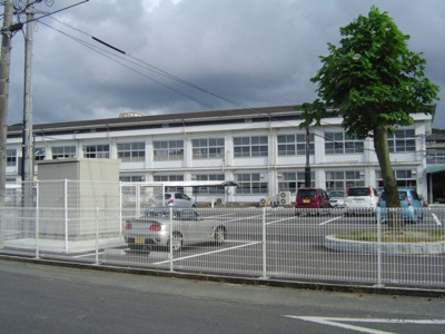 【周辺】 | メゾン・フェルベール | 西有田中学校まで20ｍ