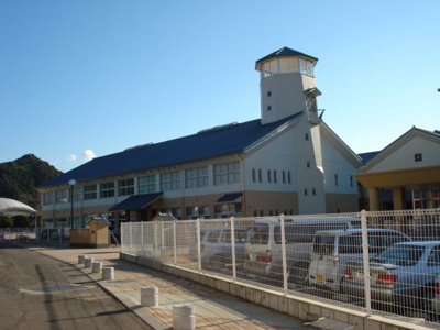 【周辺】 | グランドコート　エスポア | 有田中部小まで700ｍ