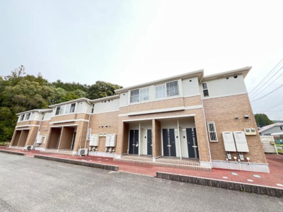 【外観】 | グランドコート　エスポア | 外観写真（昼）