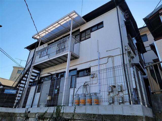 横浜市神奈川区西大口のアパートの画像