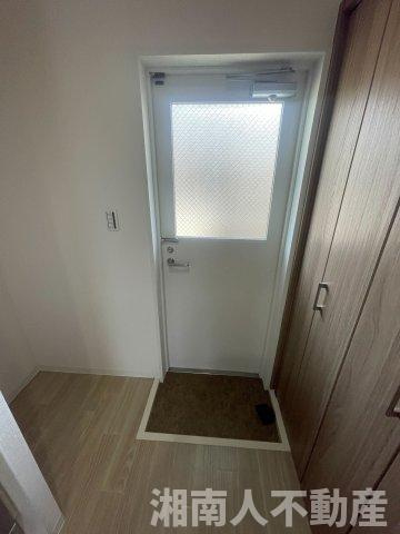 東急クリエール由比が浜　の玄関|収納もある玄関です