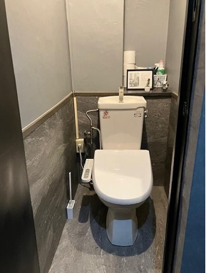 西新4丁目店舗のトイレ