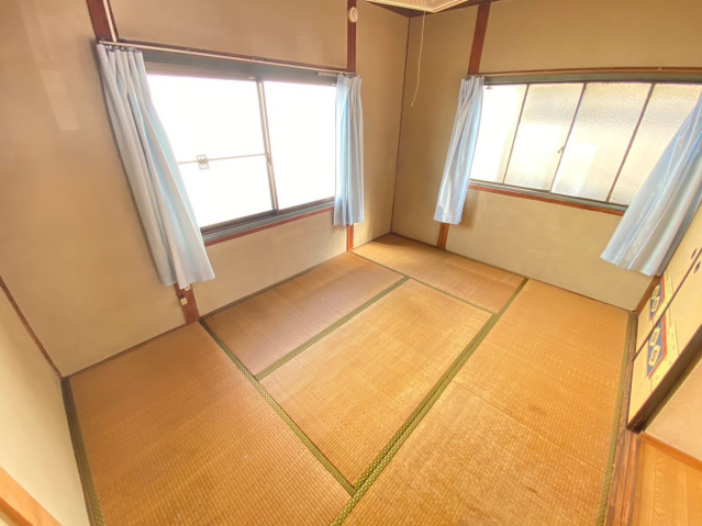 皆実町アパートの和室