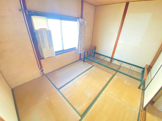 皆実町アパートの和室