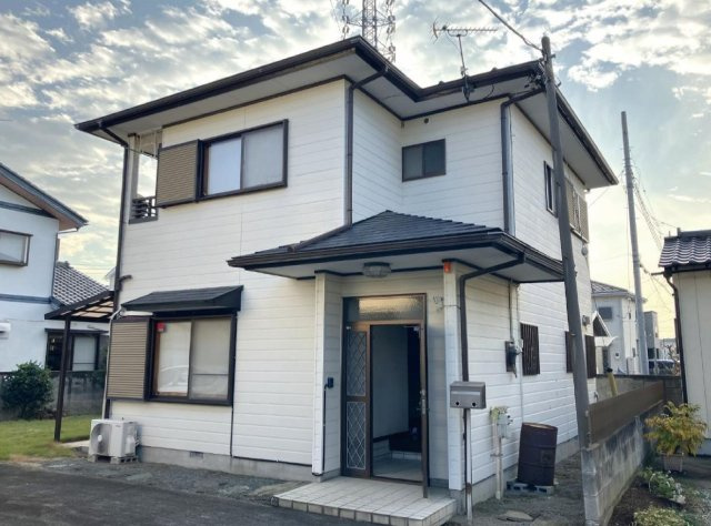 前橋市上新田町　中古住宅の外観