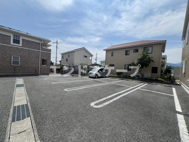 クレアトゥール　Ｂの駐車場|高崎、前橋のお部屋探しはエンドスケープまで！お客様の理想お聞かせ下さい♪