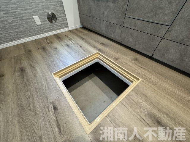 高座郡寒川町宮山Ⅱの収納|小物を収納するのに便利です