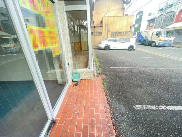 緑区鳴海町宿地のエントランス