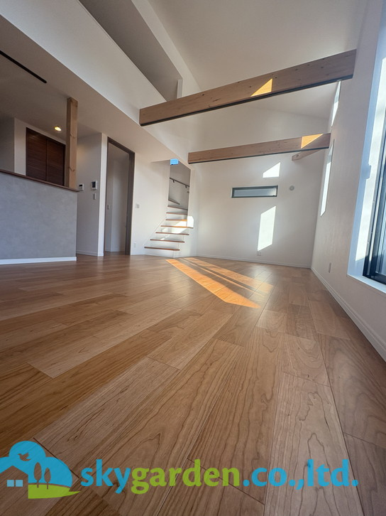 茅ヶ崎市萩園　新築戸建　全8棟3号棟の居間・リビング