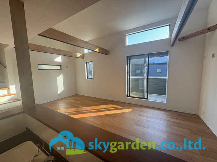 茅ヶ崎市萩園　新築戸建　全8棟3号棟の居間・リビング