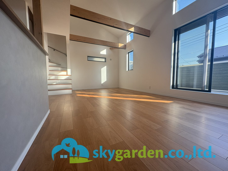 茅ヶ崎市萩園　新築戸建　全8棟3号棟の居間・リビング