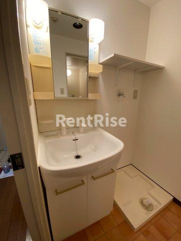 アーバネオ清洲の独立洗面台