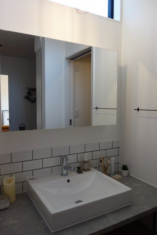 千曲市 杭瀬下５丁目の独立洗面台