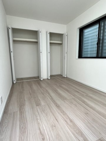 篠原南町４丁目新築戸建の洋室