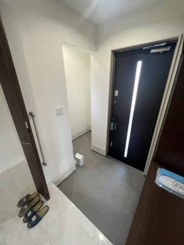 中古住宅　舟橋町2丁目の玄関