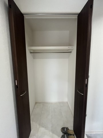 中古住宅　舟橋町2丁目の収納|玄関物入