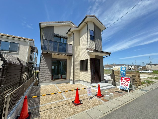 全２４区画新築分譲■リビング広々２０帖の３ＬＤＫ■駐車２台可■伏見区久我御旅町３１期の外観|外観