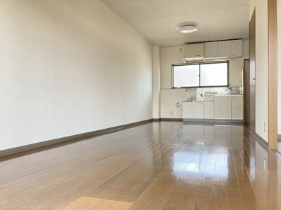 【居間・リビング】 | ラビットハウス白山Ⅰ