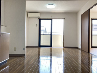 【居間・リビング】 | ラビットハウス白山Ⅲ