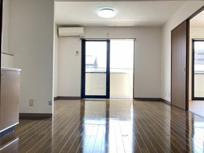 【居間・リビング】 | ラビットハウス白山Ⅲ