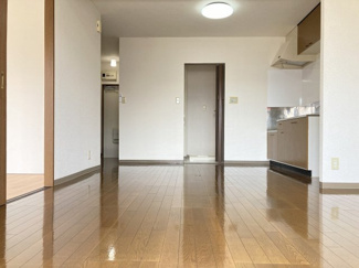 【居間・リビング】 | ラビットハウス白山Ⅲ