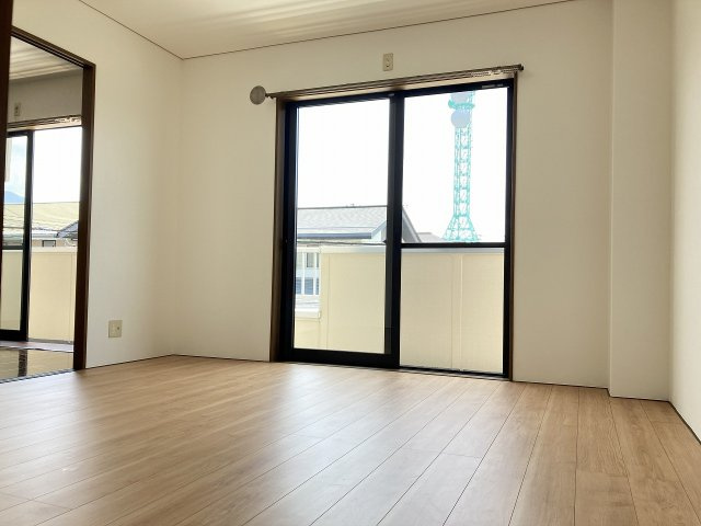 ラビットハウス白山Ⅲの洋室
