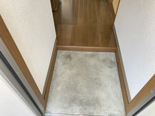 ラビットハウス白山Ⅲの玄関